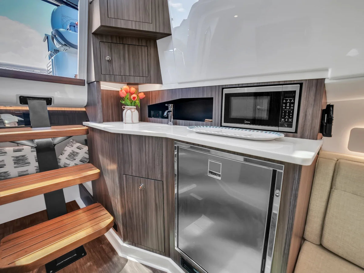 2026 Sea Ray Sundancer 370 Outboard 37.0 feet, Pompano Beach, Florida #31