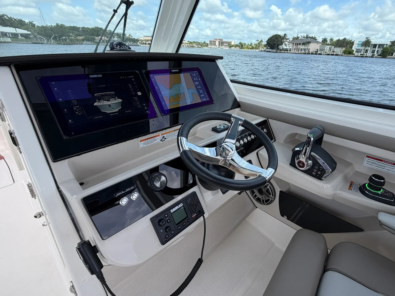 2027 Boston Whaler 330 Vantage 33.0 feet, Pompano Beach, Florida #45