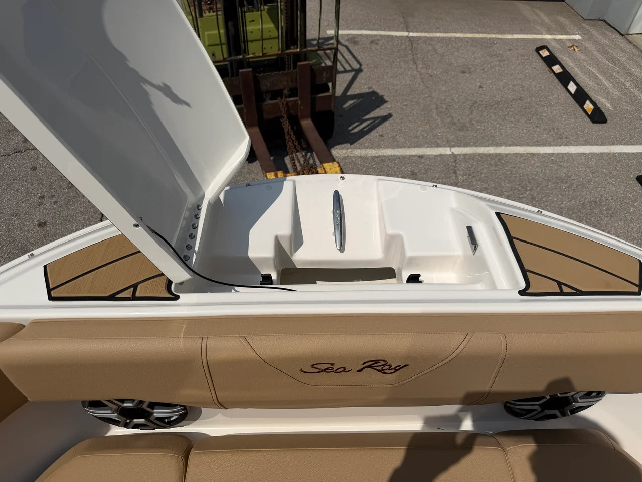 2026 Sea Ray SDX 250 Outboard 25.0 feet, Osage Beach, Missouri #69