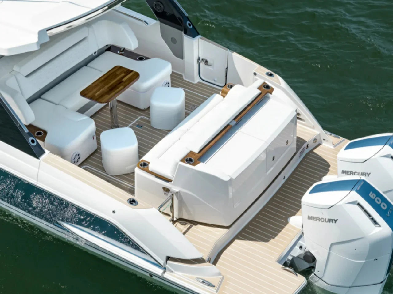 2026 Tiara Yachts 39 LS 39.0 feet, Inuvik, Northwest Territories #5