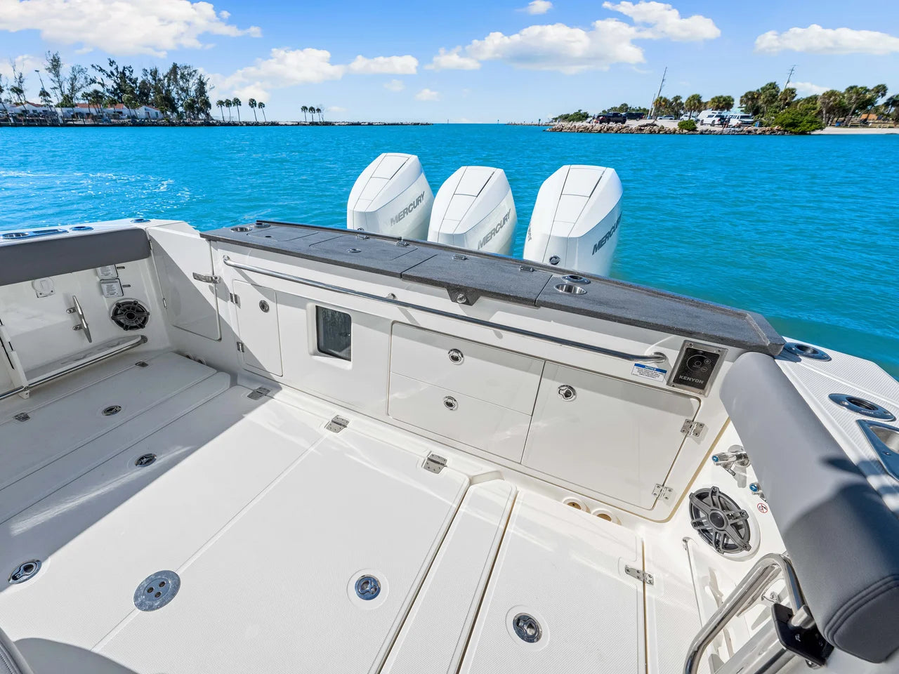 2026 Boston Whaler 360 Outrage 36.0 feet, Venice, Florida #38