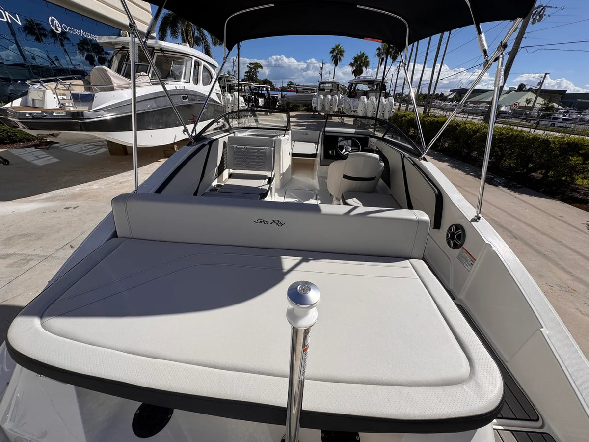 2026 Sea Ray SPX 210 Outboard 21.0 feet, Stuart, Florida #5