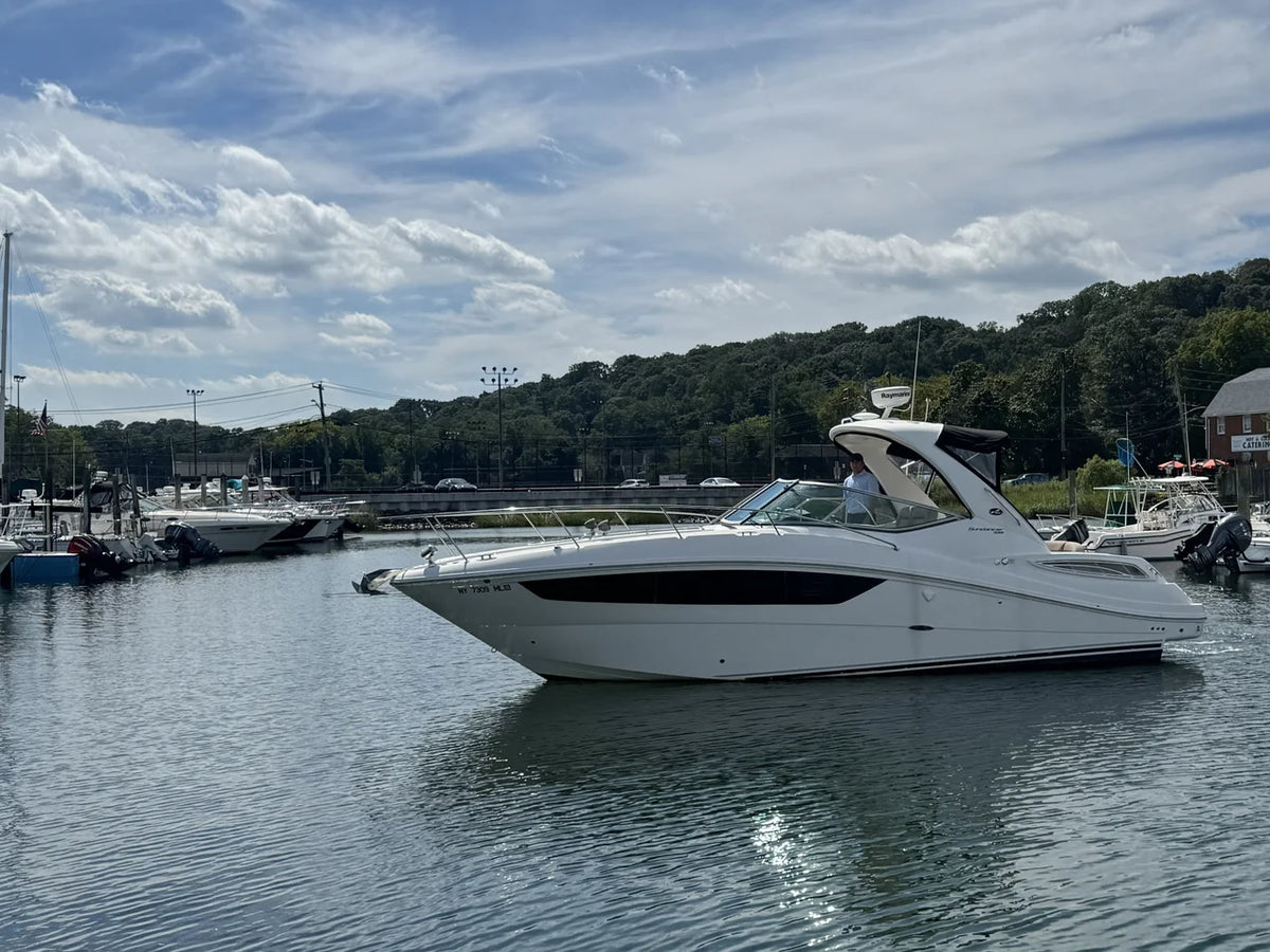 2016 Sea Ray 330 Sundancer 33.0 feet, Huntington, NY #2