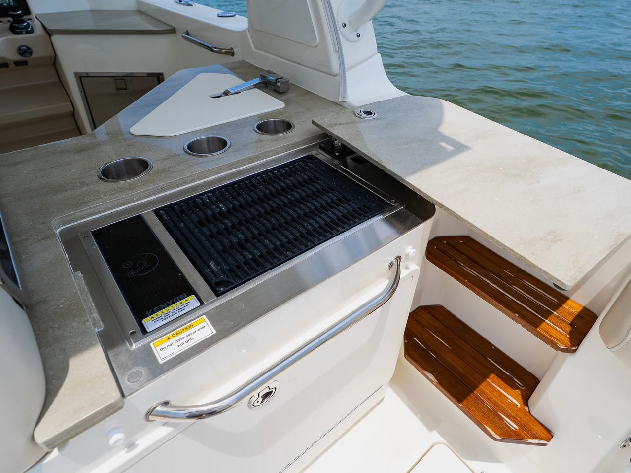2023 Boston Whaler 350 Realm 35.0 feet, Clearwater, Florida #82