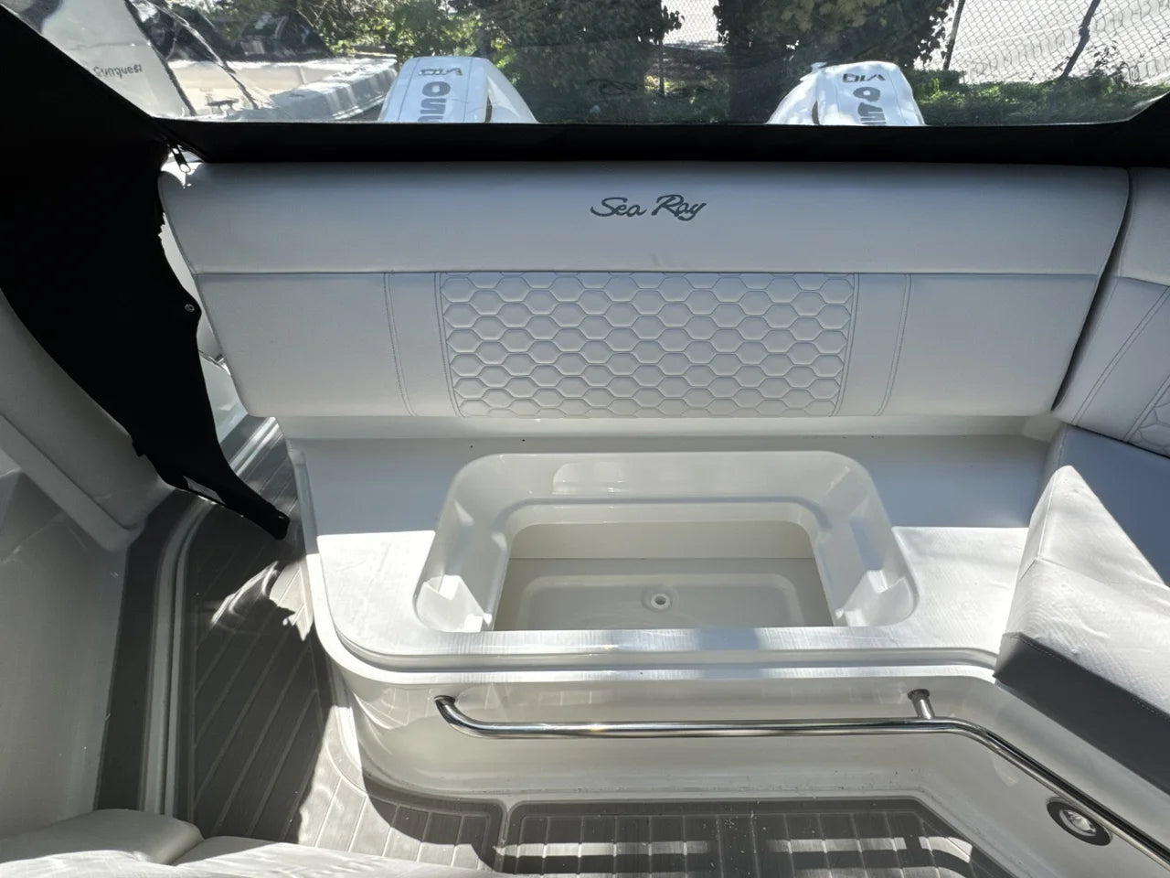 2026 Sea Ray Sundancer 320 Outboard 32.0 feet, Huntington, NY #15