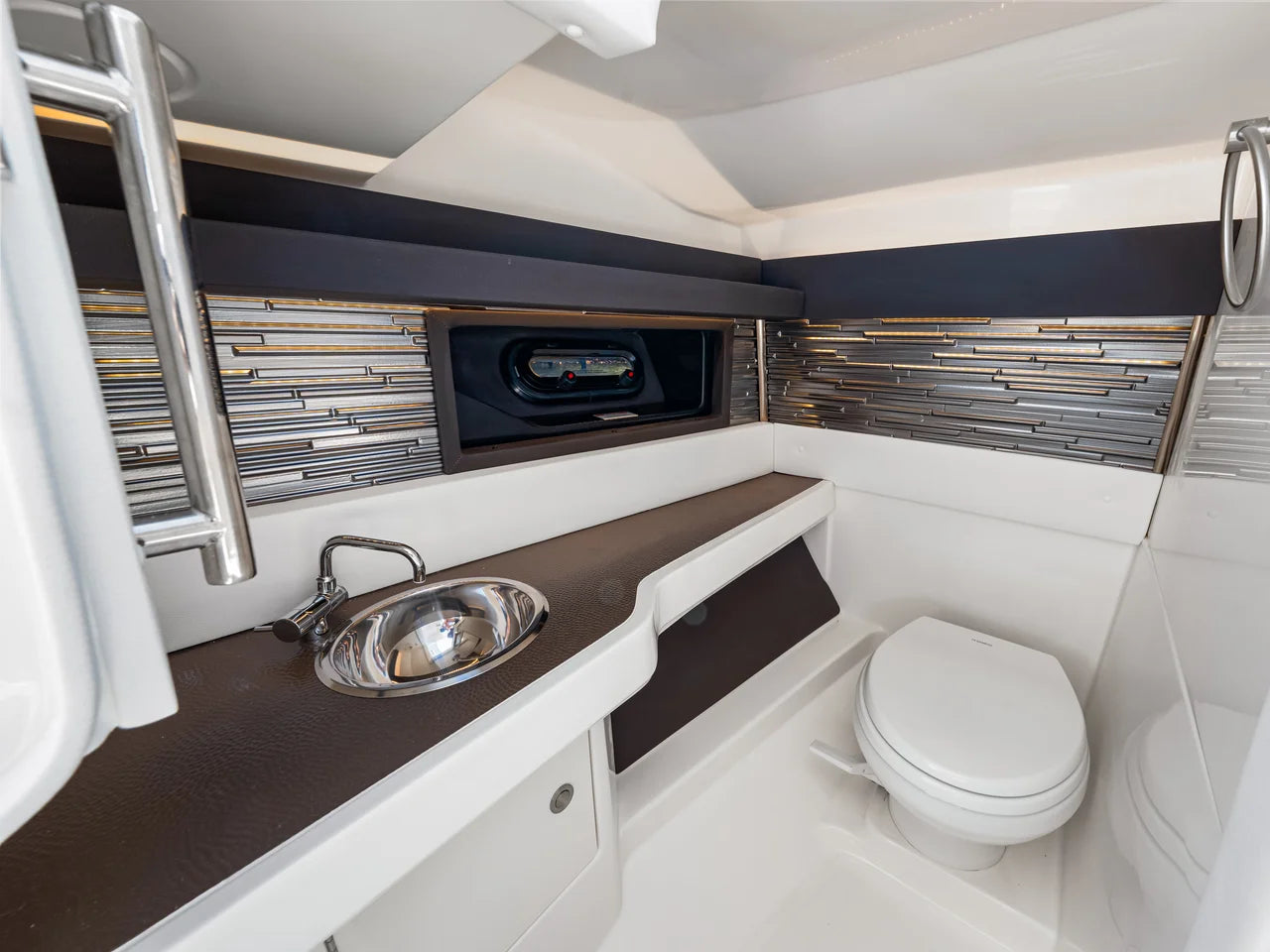 2026 Sea Ray SLX 310 Outboard 31.0 feet, St Petersburg, FL #40