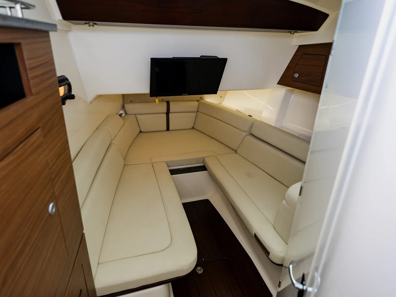 2023 Boston Whaler 350 Realm 35.0 feet, Clearwater, Florida #118