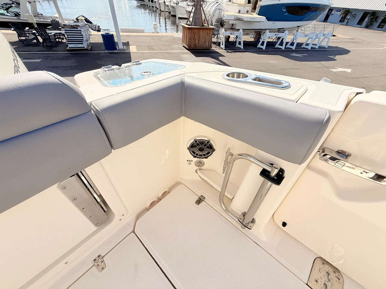 2026 Boston Whaler 280 Outrage 28.0 feet, St Petersburg, FL #18