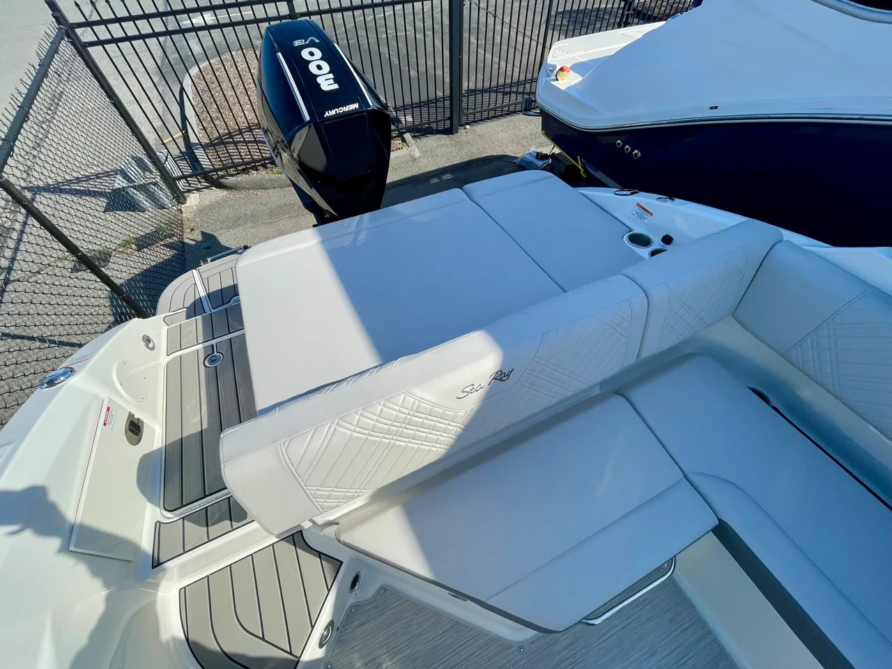 2026 Sea Ray SDX 250 Outboard 25.0 feet, Danvers, Massachusetts #5