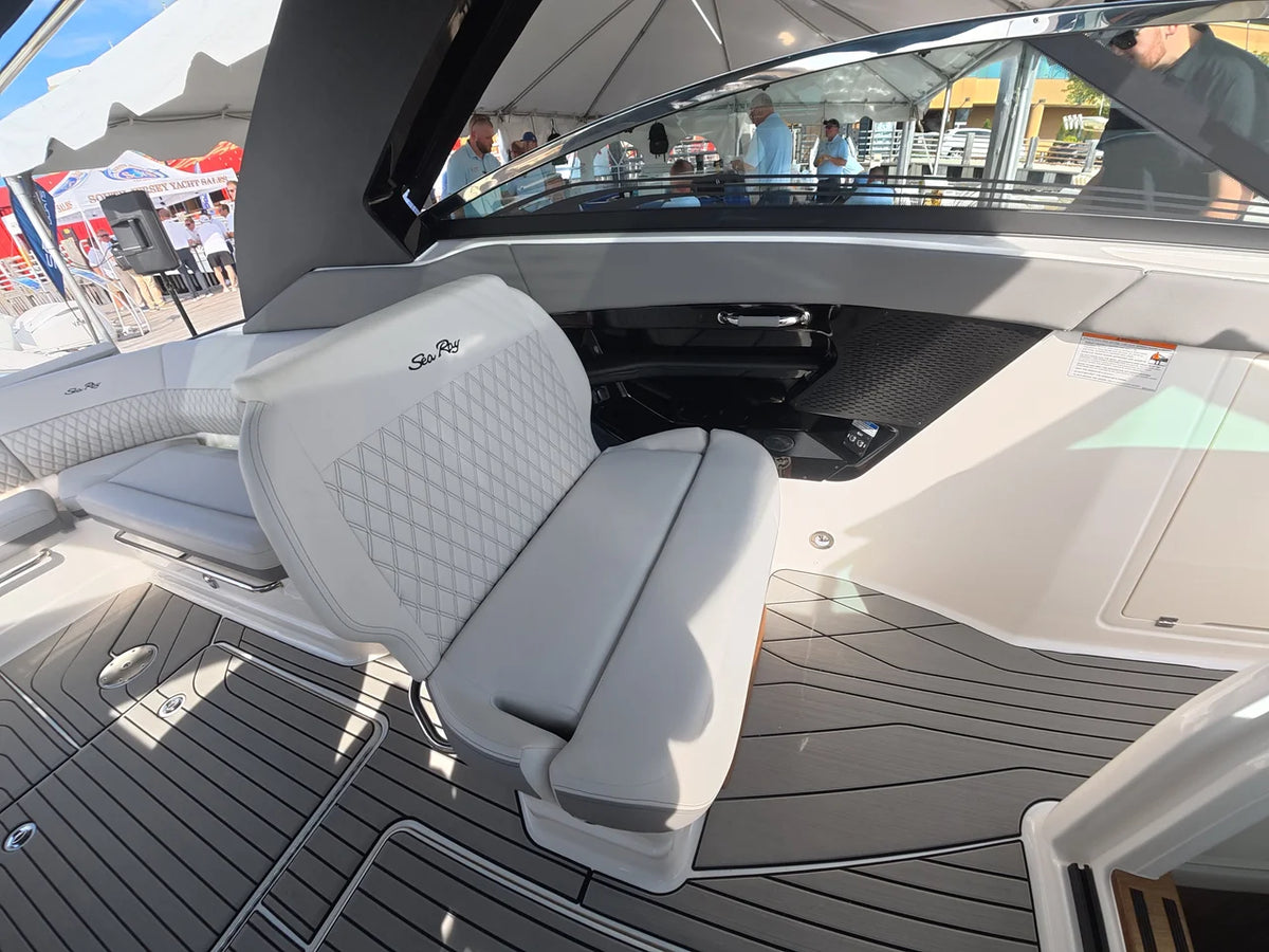 2027 Sea Ray SLX 360 Outboard 36.0 feet, Somers Point, New Jersey #21