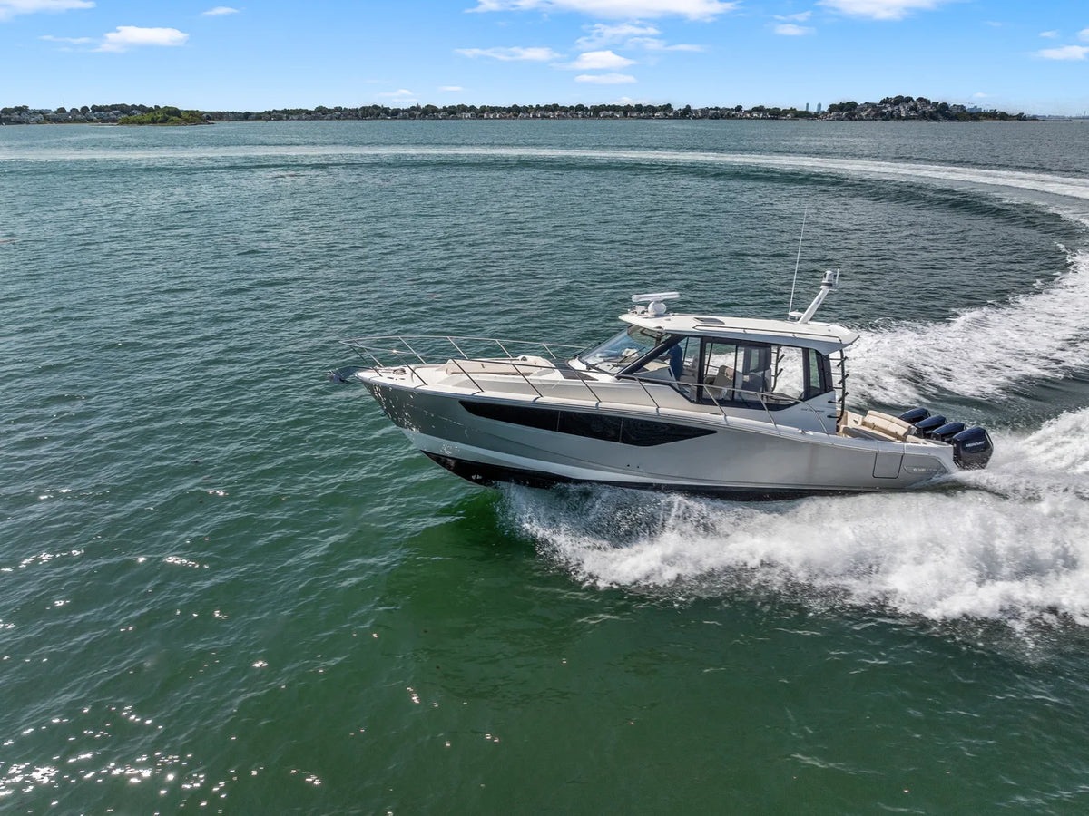 2025 Boston Whaler 405 Conquest 40.0 feet, Quincy, MA #5