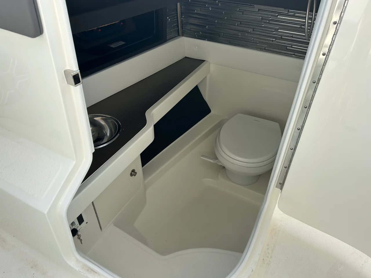 2026 Sea Ray SLX 310 Outboard 31.0 feet, Gulf Shores, AL #17