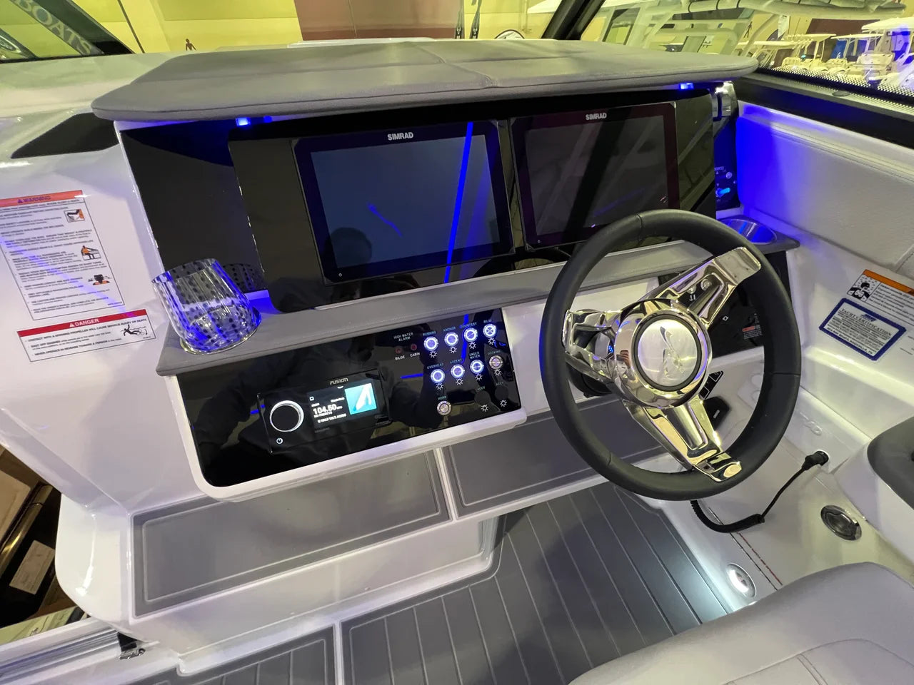 2026 Sea Ray Sundancer 320 Outboard 32.0 feet, Charleston, South Carolina #18