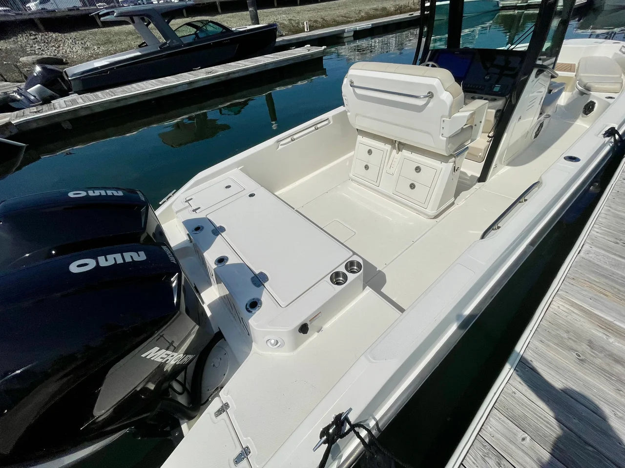 2023 Boston Whaler 280 DAUNTLESS 28.0 feet, Quincy, MA #5