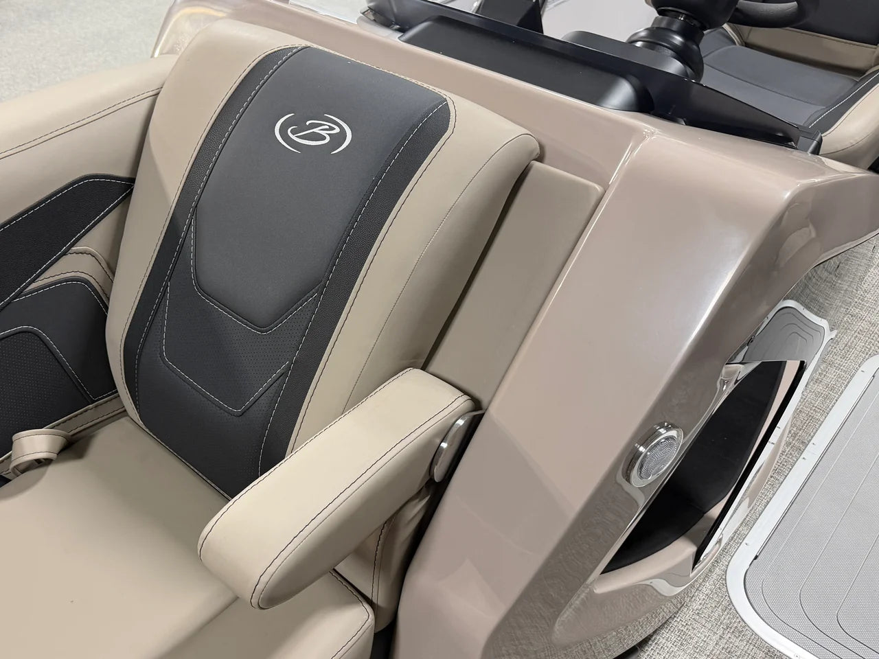 2027 Barletta CABRIO22UC 22.0 feet, Nisswa, Minnesota #22