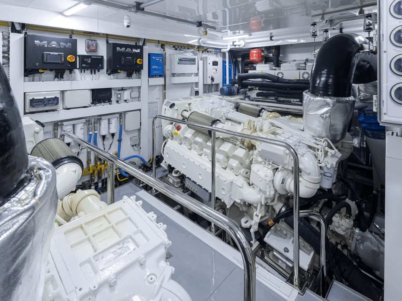 2025 Ocean Alexander 27R 88.0 feet, Pompano Beach, FL #99