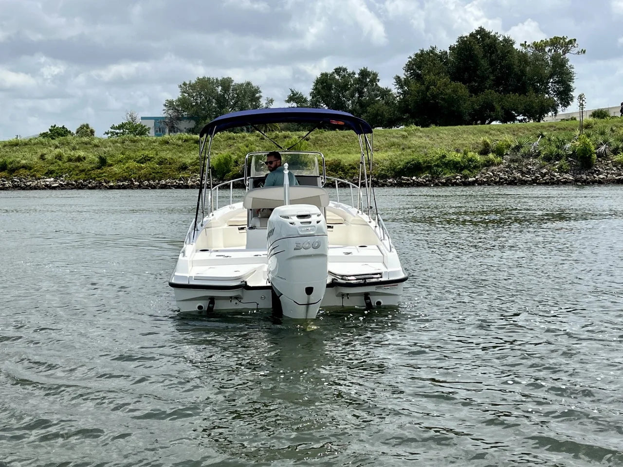 2017 Boston Whaler 240 DAUNTLESS 23.0 feet, Venice, Florida #4