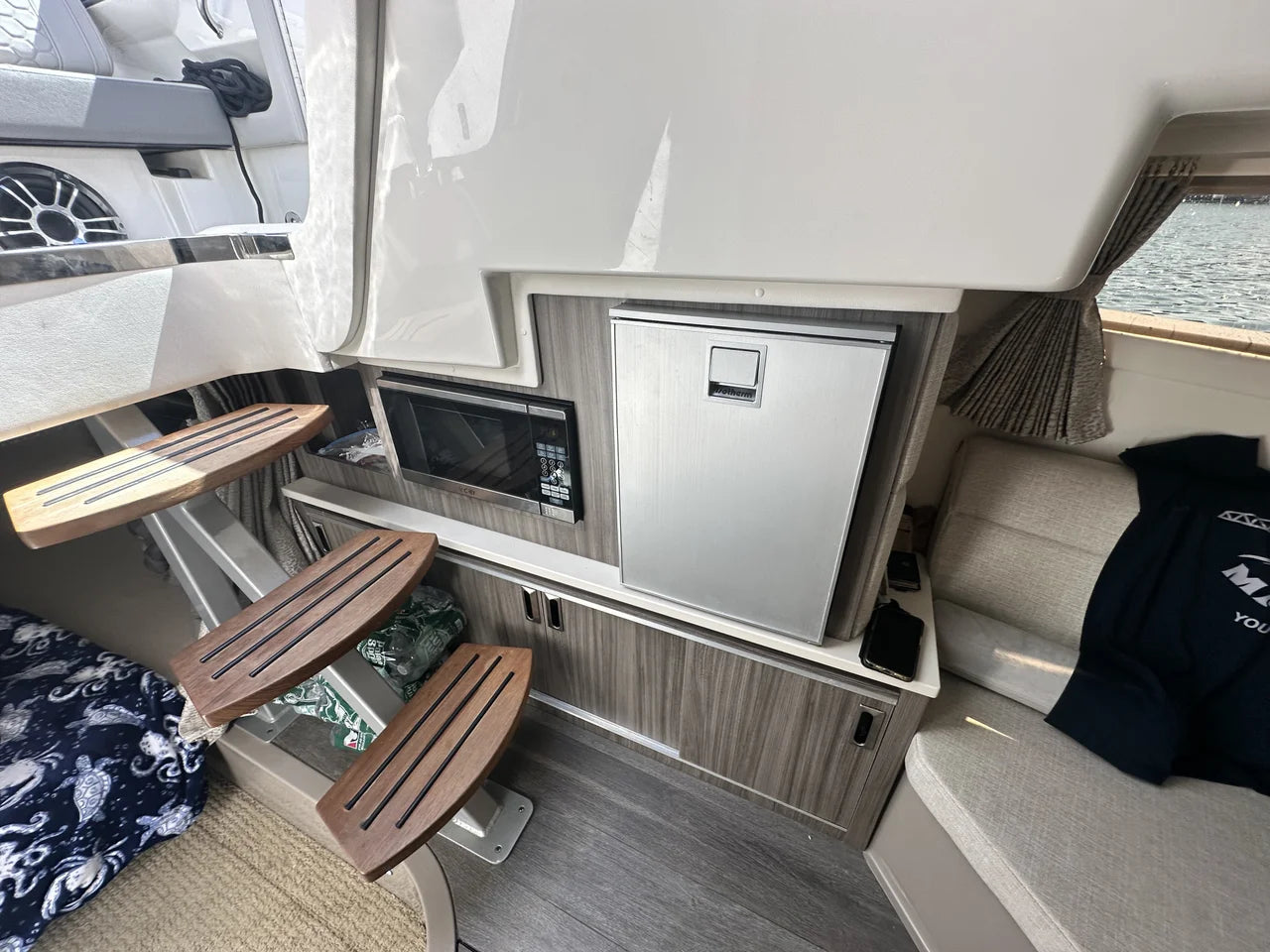 2023 Sea Ray 320 SUNDANCER OB 32.0 feet, Kittery, ME #22