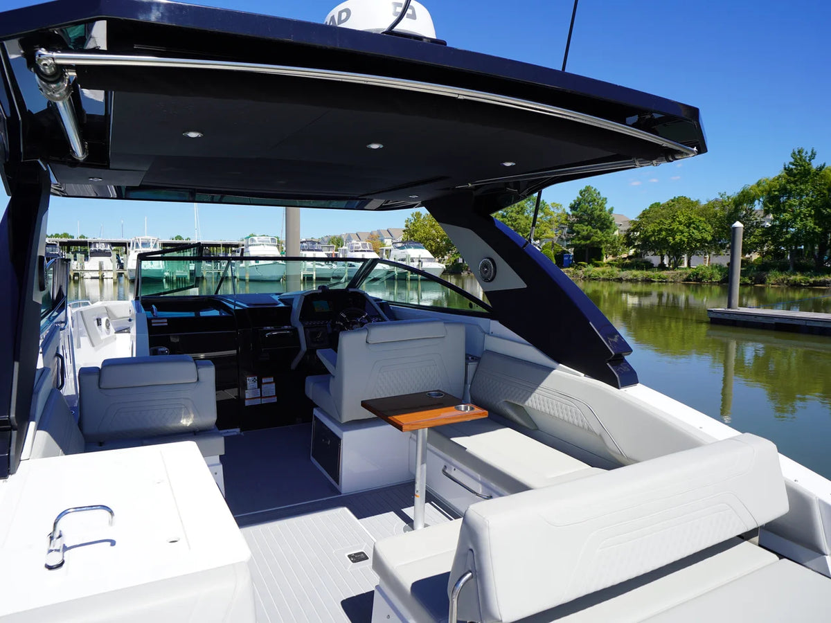 2026 Cruisers Yachts 34 GLS Outboard 34.0 feet, Grasonville, MD #27