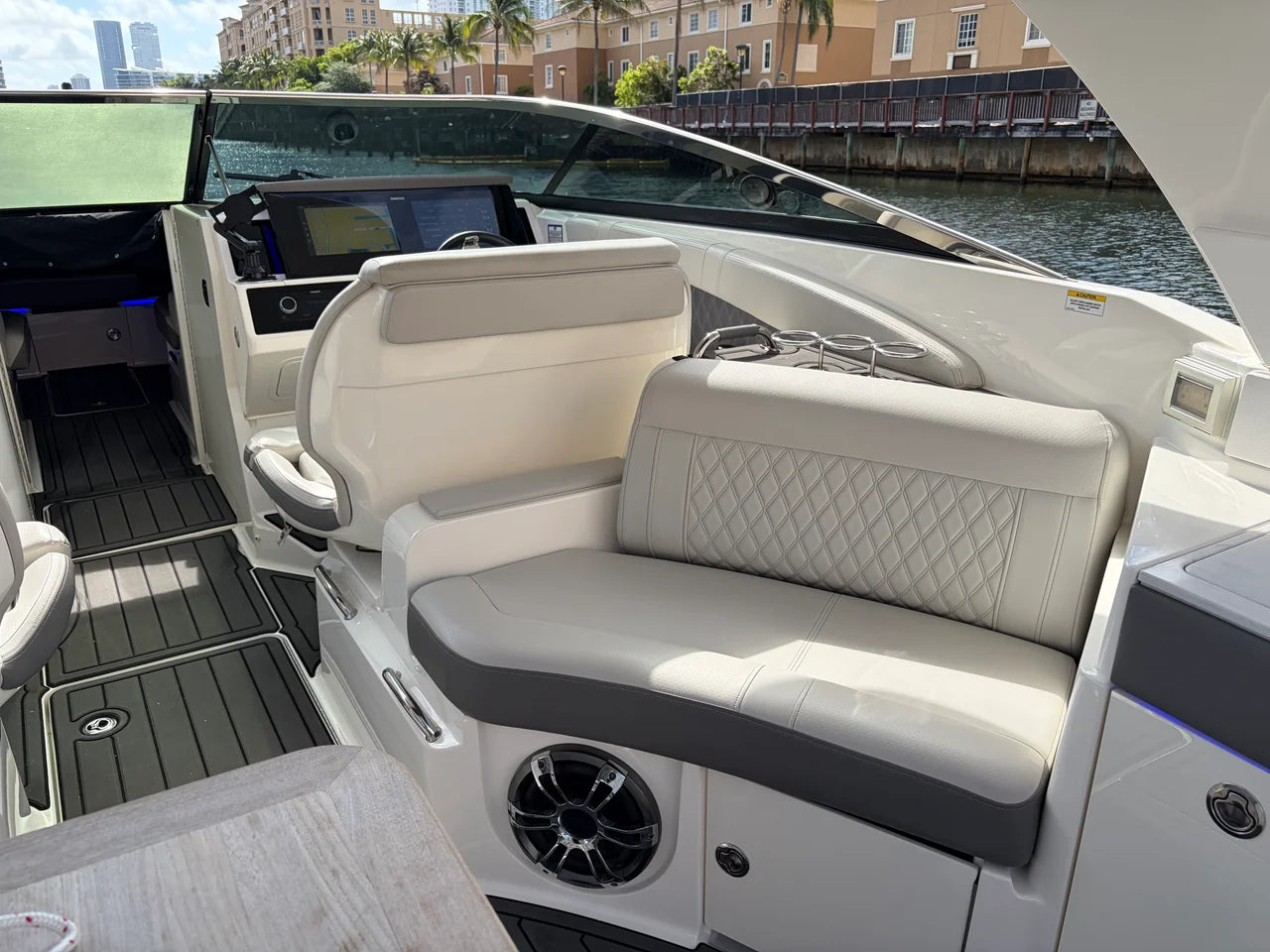 2023 Sea Ray 350 SLX OB 38.0 feet, North Miami, FL #30