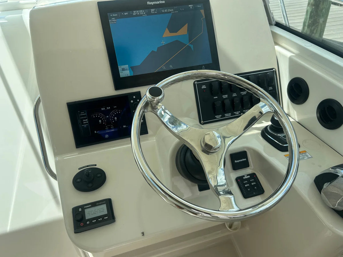 2018 Boston Whaler 315 Conquest 31.0 feet, Pensacola, Florida #27