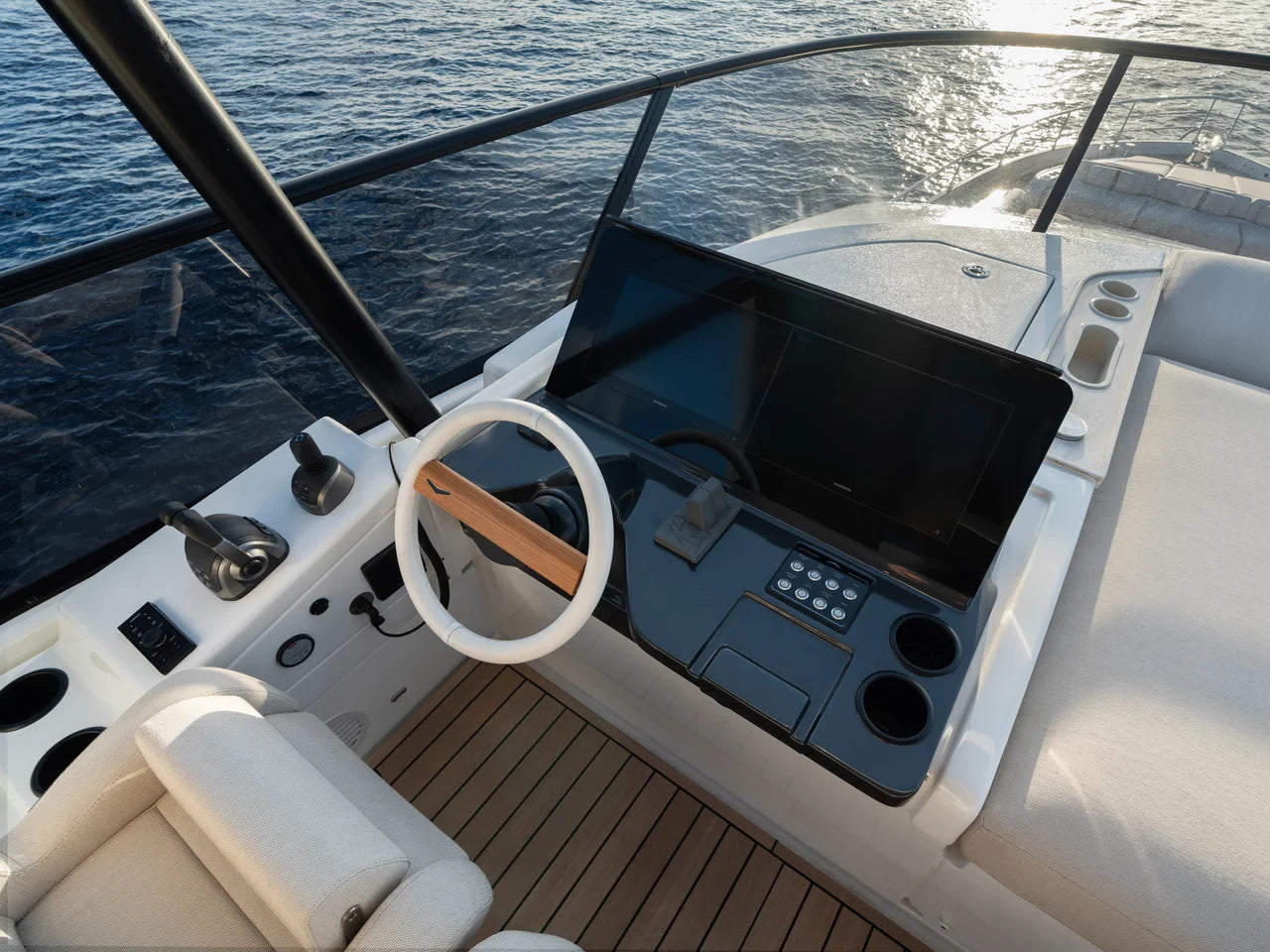 2027 Azimut Fly 82 82.0 feet, Pompano Beach, FL #24