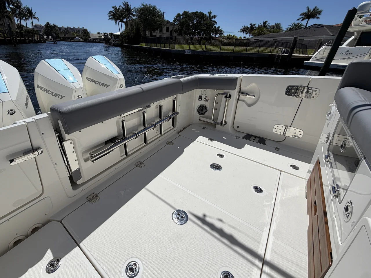 2024 Boston Whaler 350 REALM 35.0 feet, Pompano Beach, Florida #29