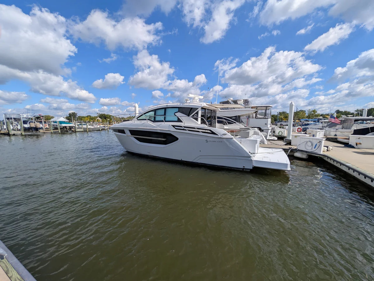 2025 Cruisers Yachts 42 CANTIUS 43.0 feet, Grasonville, MD #18