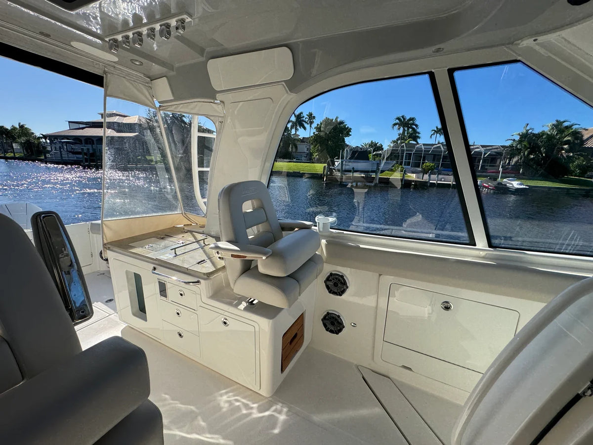 2022 Boston Whaler 380 REALM 38.0 feet, Fort Myers, FL #10
