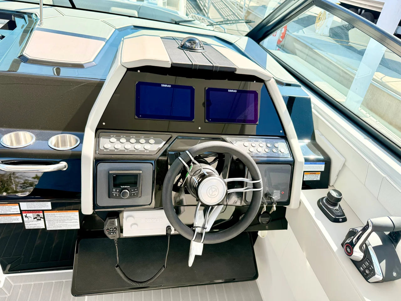 2026 Cruisers Yachts 34 GLS Outboard 34.0 feet, St Petersburg, FL #54