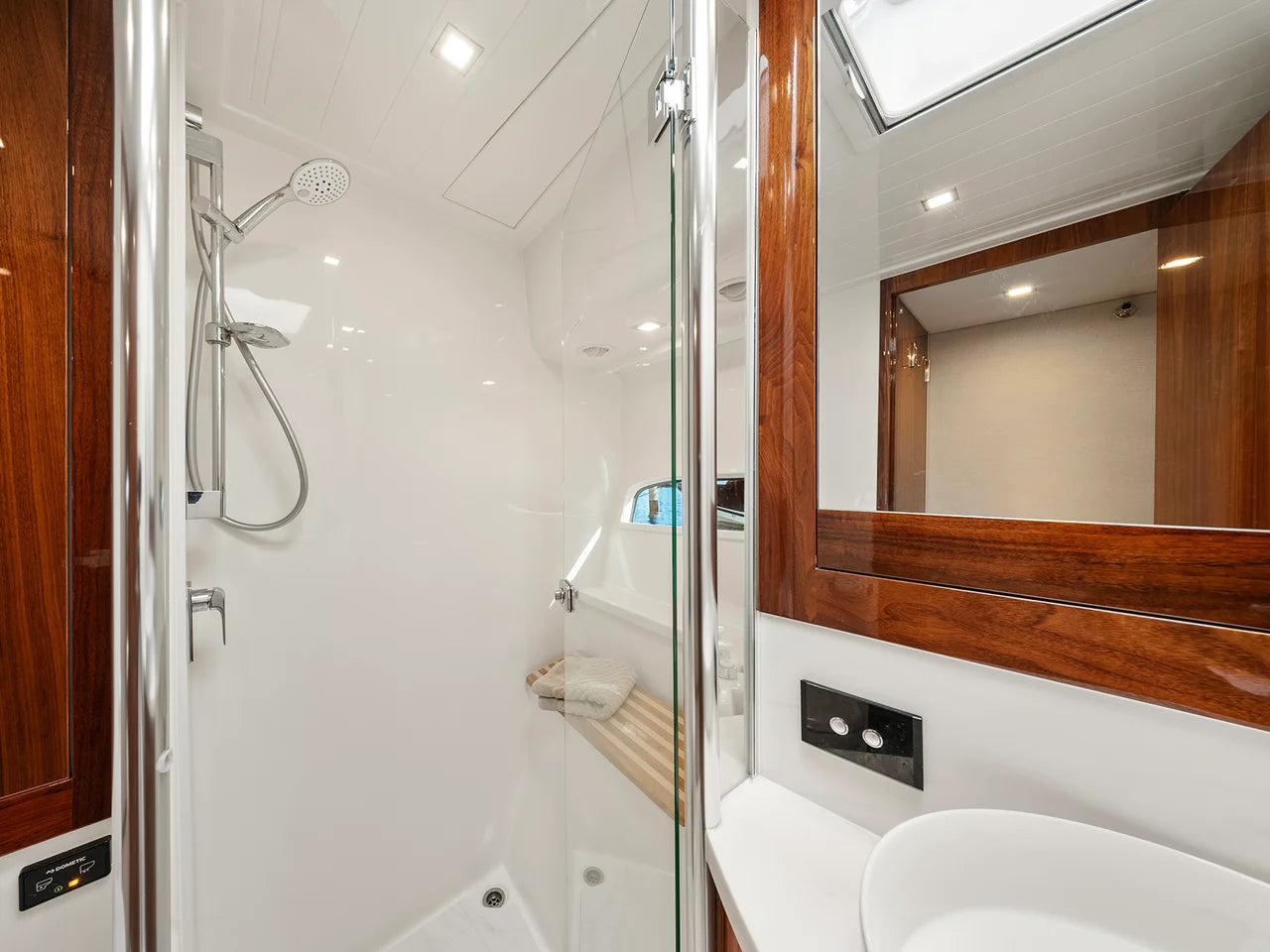 2024 Riviera 6000 SPORT YACHT 63.0 feet, Coconut Grove23, FL #71