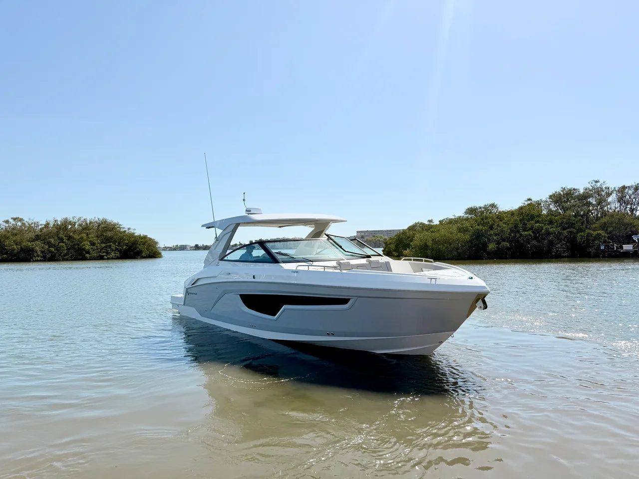 2026 Cruisers Yachts 34 GLS Outboard 34.0 feet, St Petersburg, FL #32