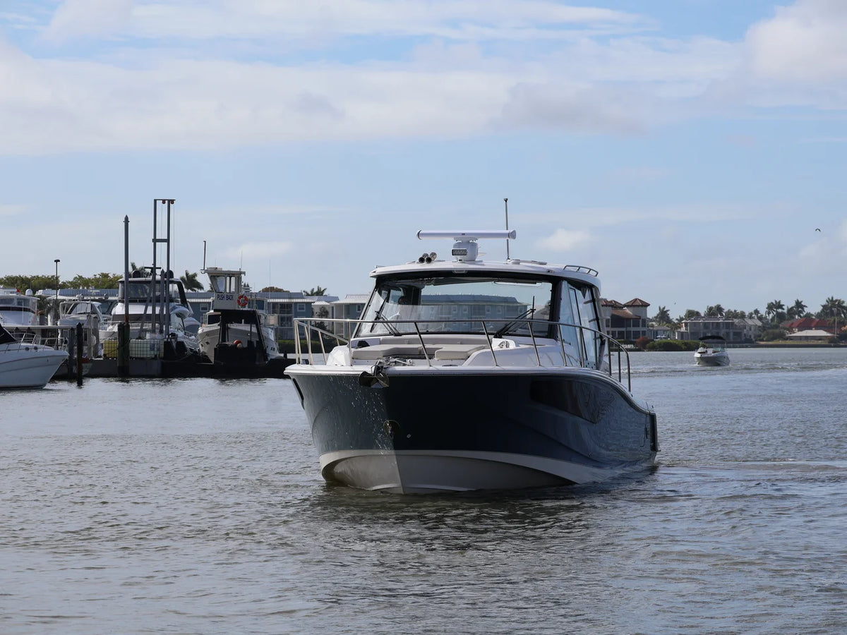 2026 Boston Whaler 405 Conquest 40.0 feet, Naples, Florida #3