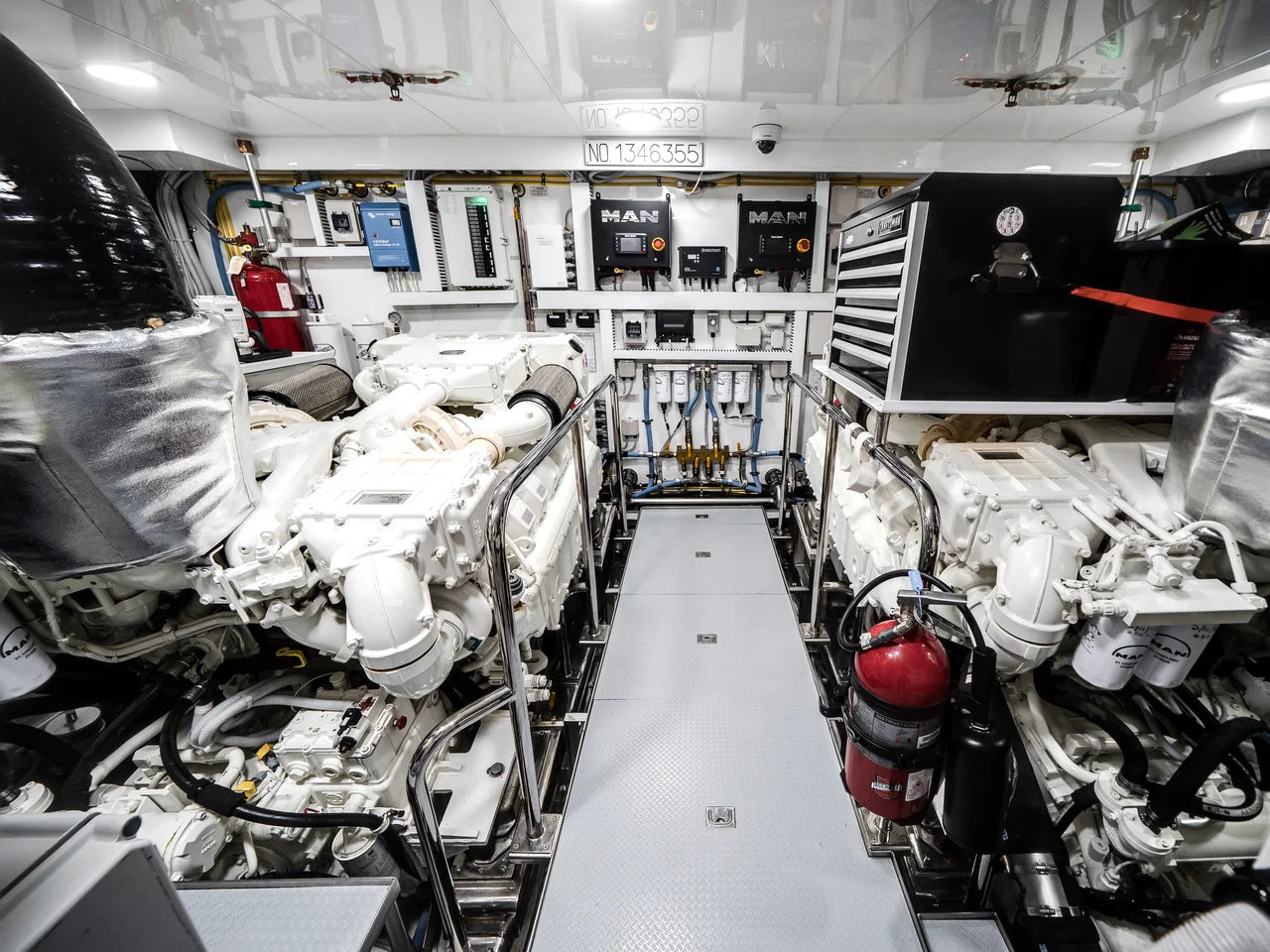 2023 Ocean Alexander 27R 88.0 feet, Ocean Reef, FL #141