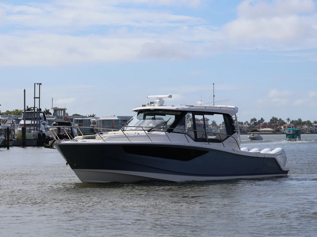2026 Boston Whaler 405 Conquest 40.0 feet, Naples, Florida #2