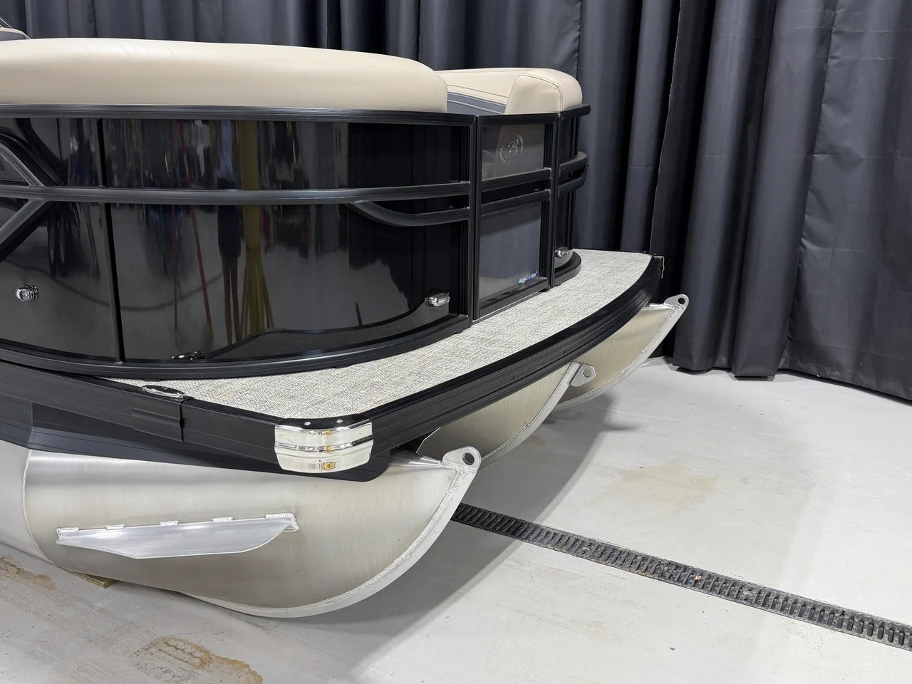 2027 Barletta CABRIO22UC 22.0 feet, Crosslake, Minnesota #8
