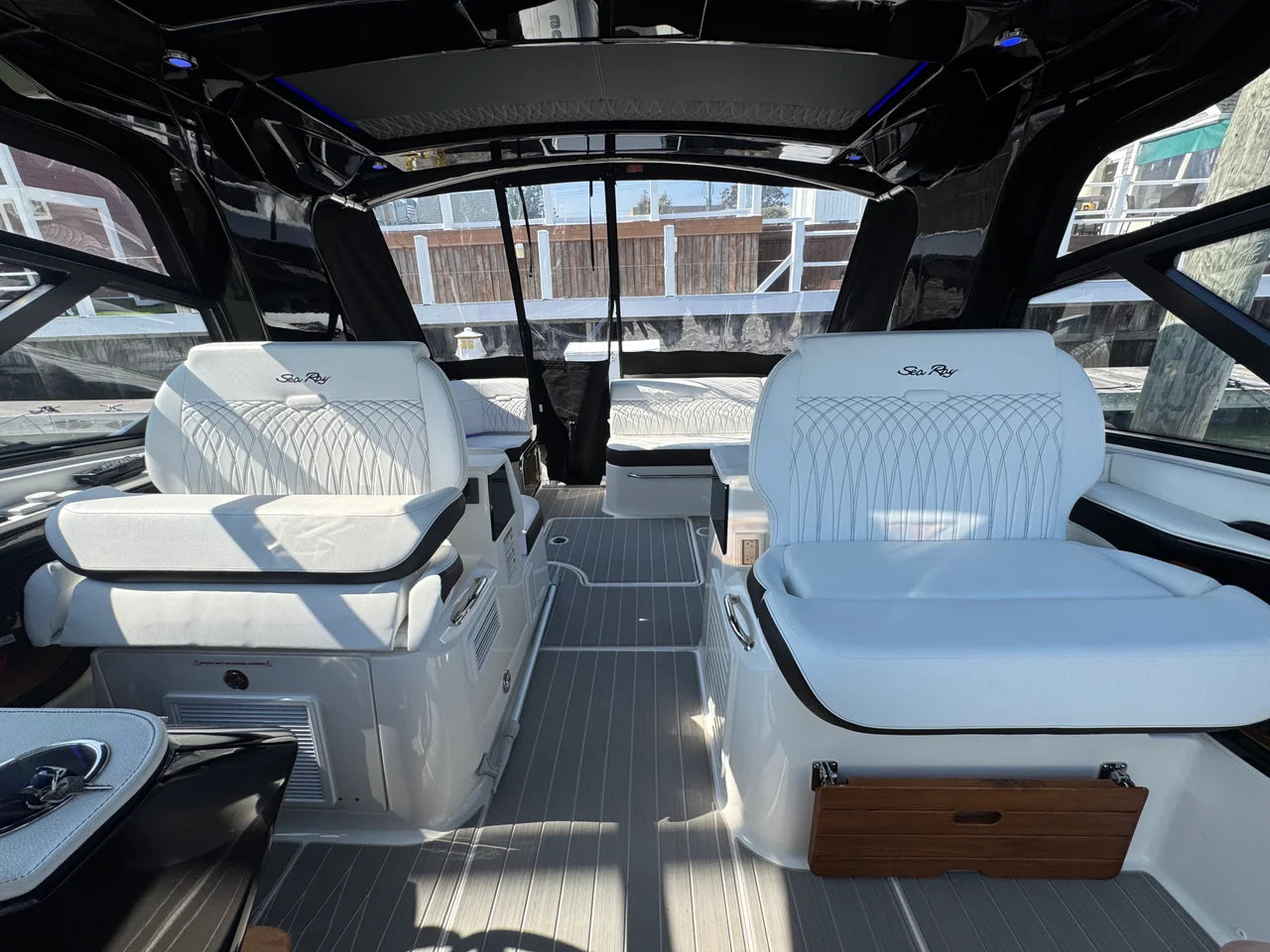 2025 Sea Ray 370 SUNDANCER OB 39.0 feet, Clearwater, Florida #20