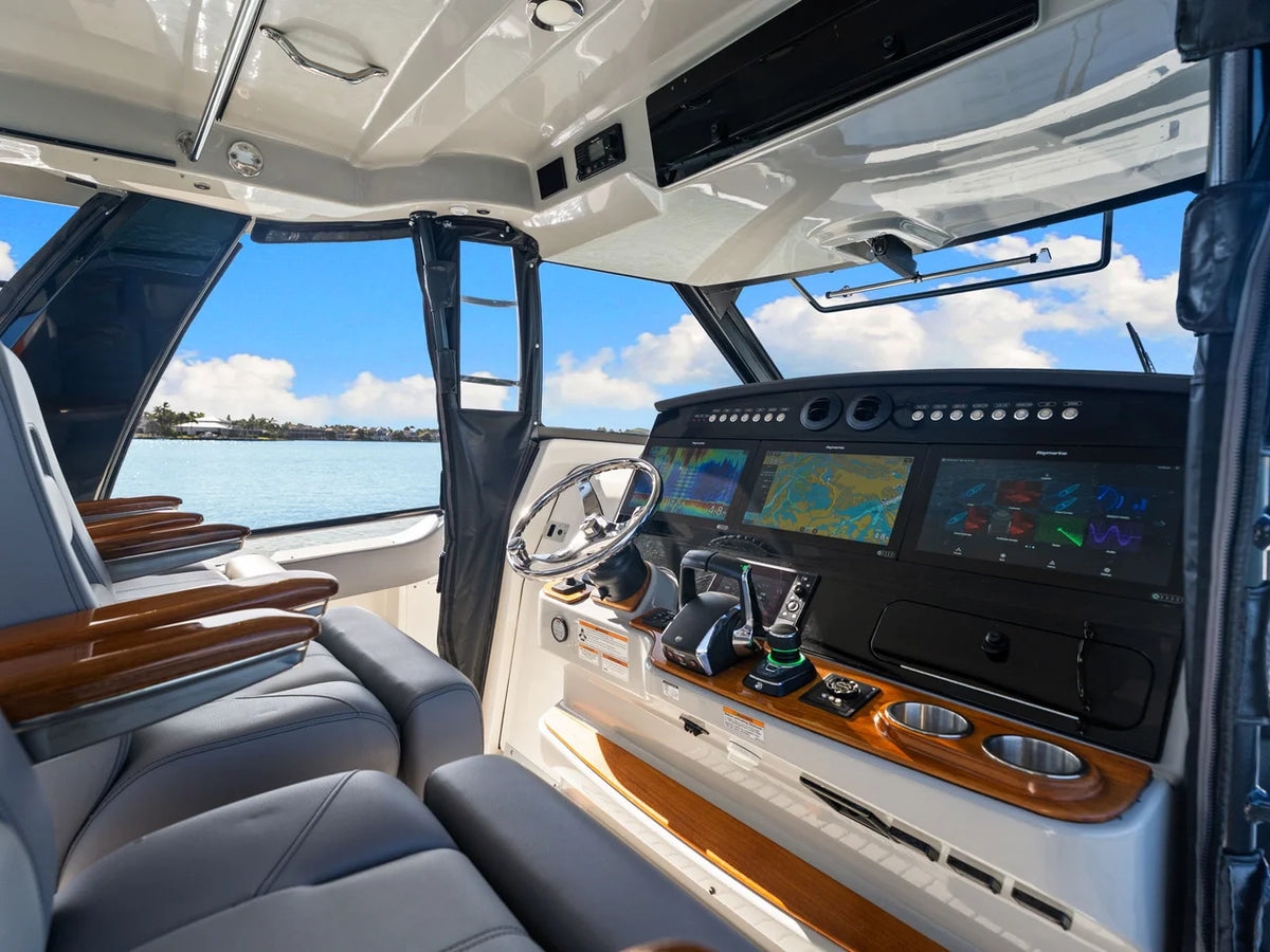 2023 Boston Whaler 420 OUTRAGE 42.0 feet, Naples, Florida #23