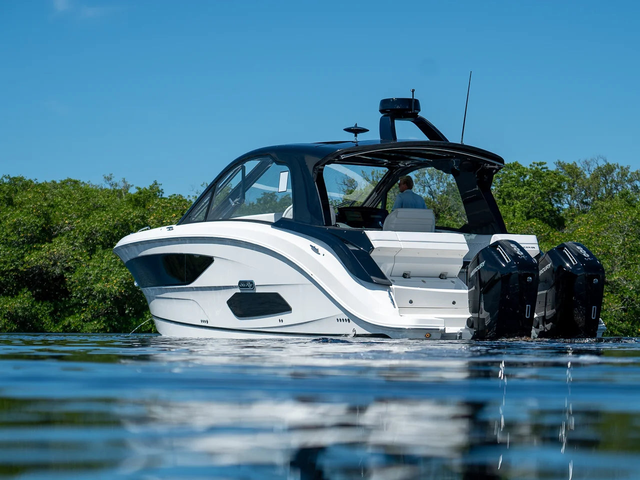2026 Sea Ray Sundancer 370 Outboard 37.0 feet, Fort Myers, FL #2