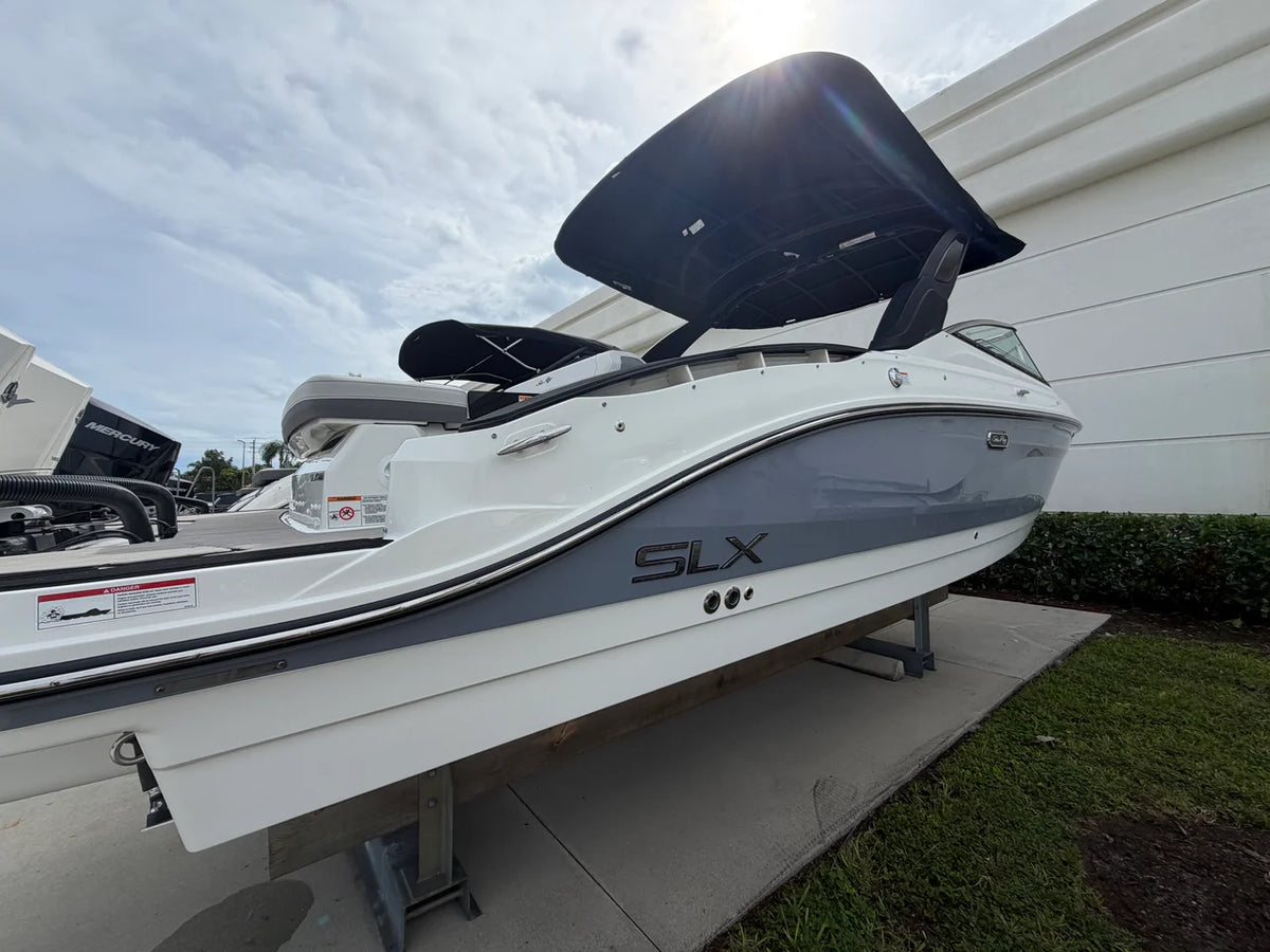 2027 Sea Ray SLX 280 Outboard 28.0 feet, Stuart, Florida #2