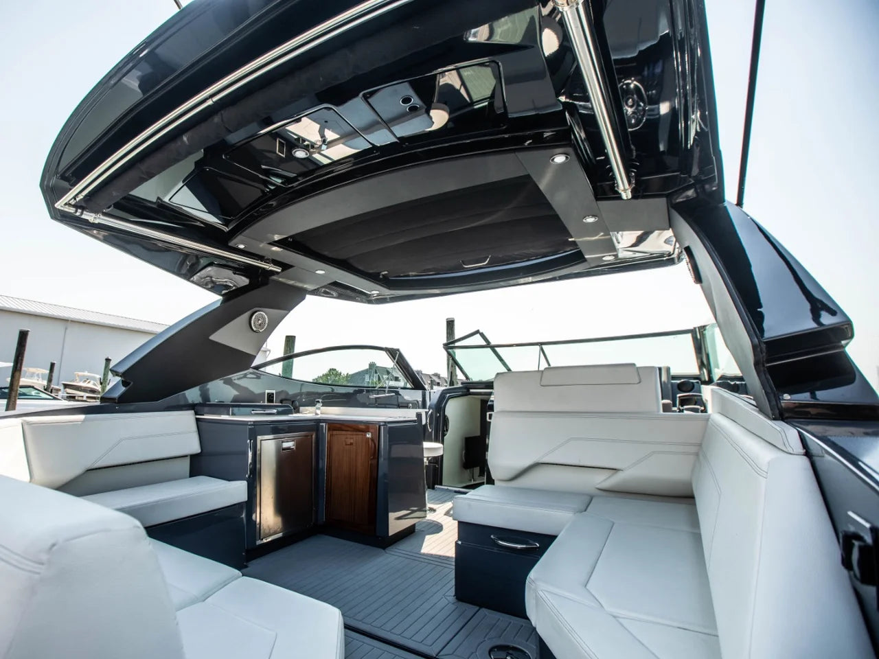 2024 Cruisers Yachts 38 GLS-OB SB 38.0 feet, Clearwater, Florida #19