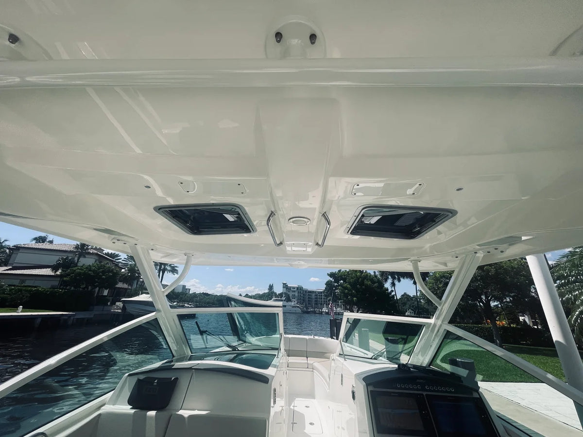 2022 Boston Whaler 320 VANTAGE 32.0 feet, Delray Beach, FL #25