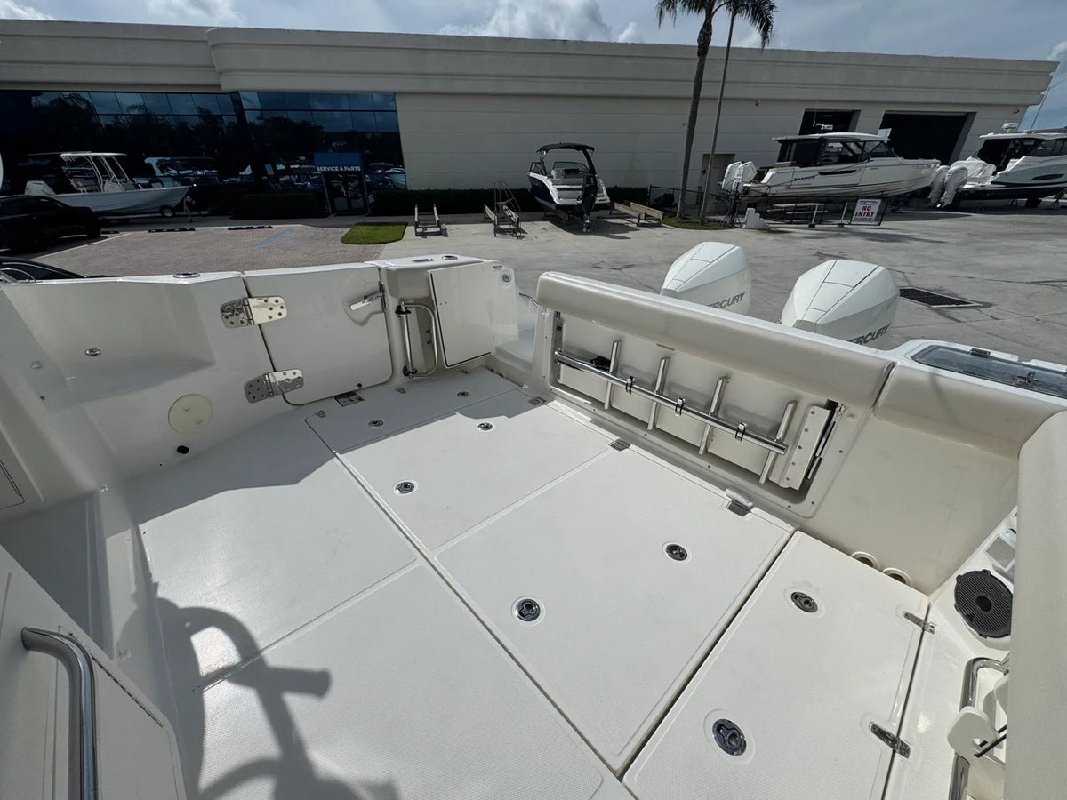 2026 Boston Whaler 325 CONQUEST 32.0 feet, Stuart, Florida #25