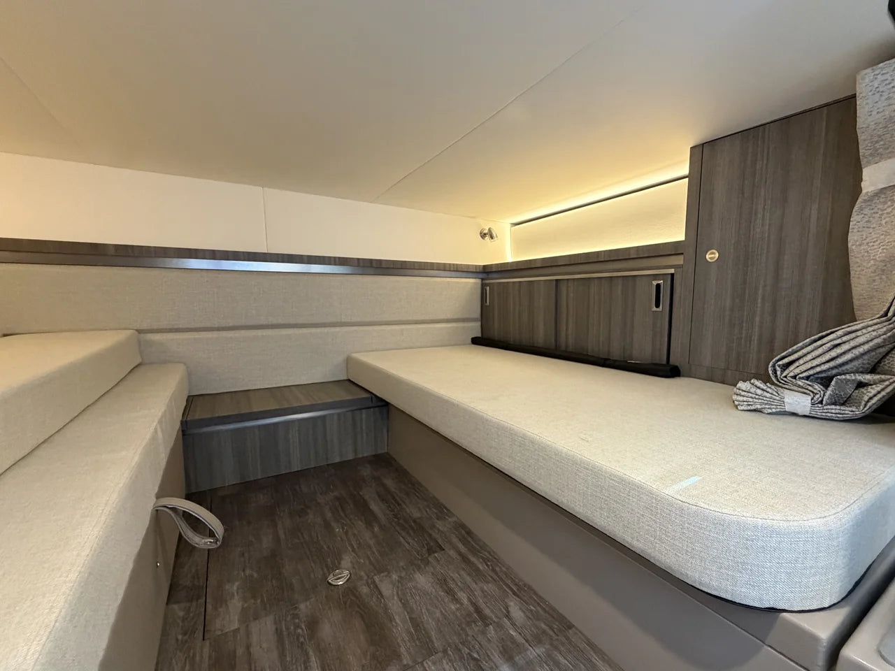 2026 Sea Ray Sundancer 320 Outboard 32.0 feet, Miami, FL #61