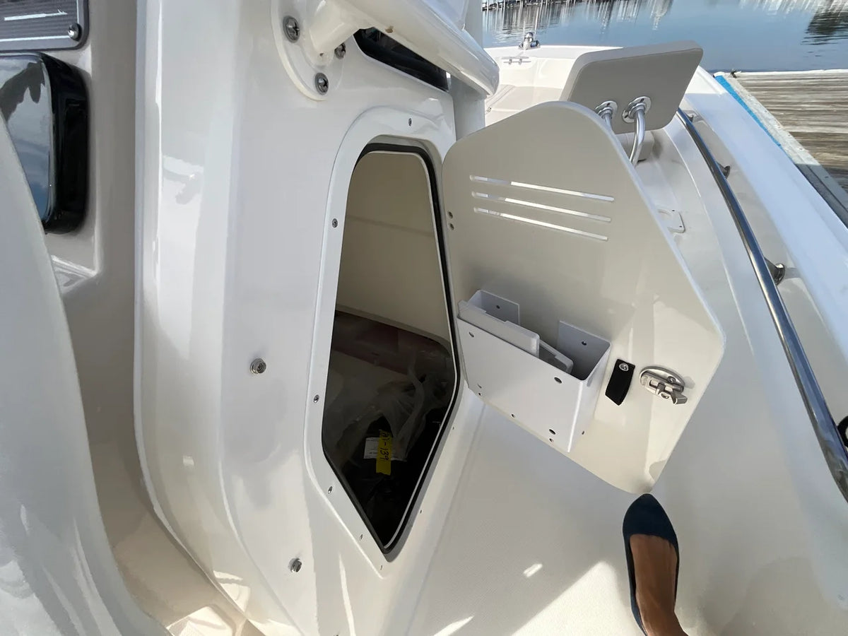 2027 Boston Whaler 210 Montauk 21.0 feet, Jacksonville Beach, Florida #14