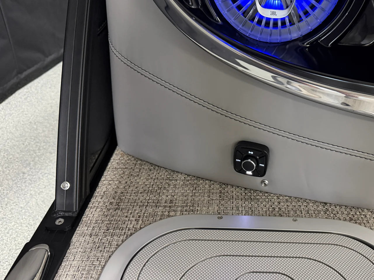 2027 Barletta LUSSO25QCSS 25.0 feet, Nisswa, Minnesota #97