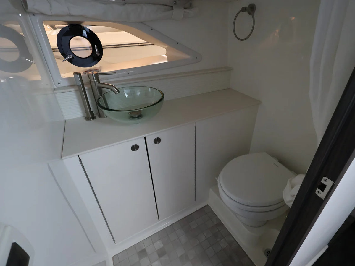 2026 Sea Ray Sundancer 320 Outboard 32.0 feet, Naples, Florida #33