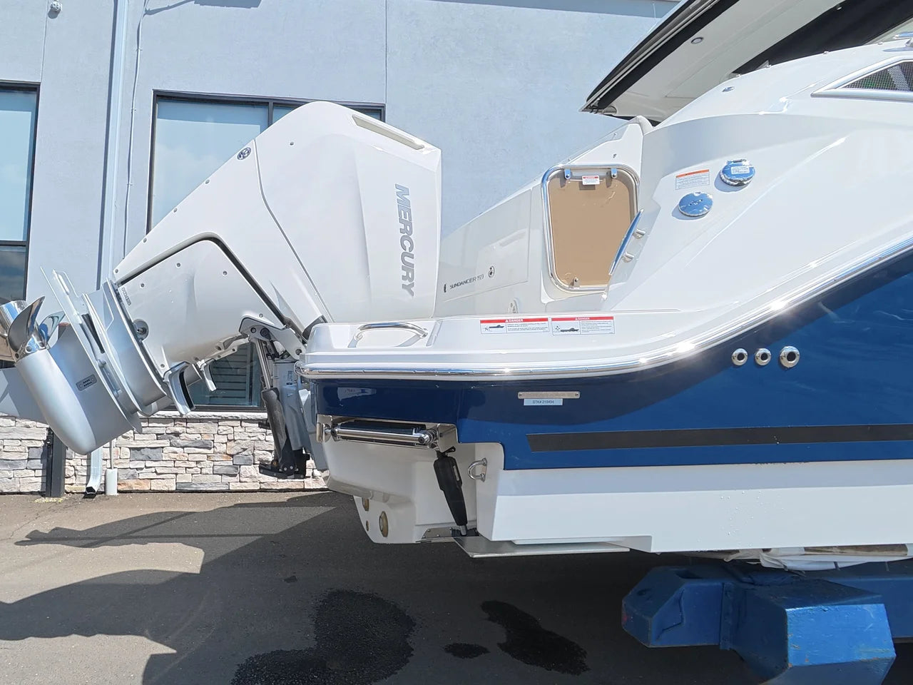2026 Sea Ray Sundancer 320 Outboard 32.0 feet, Norwalk, Connecticut #2