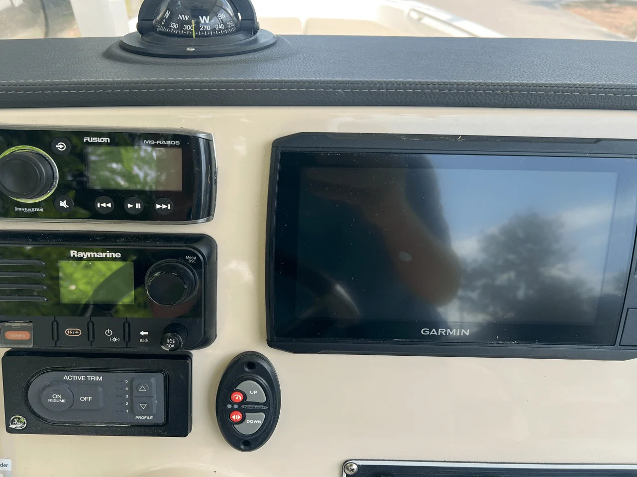 2019 Boston Whaler 240 DAUNTLESS 24.0 feet, Charleston, SC #14