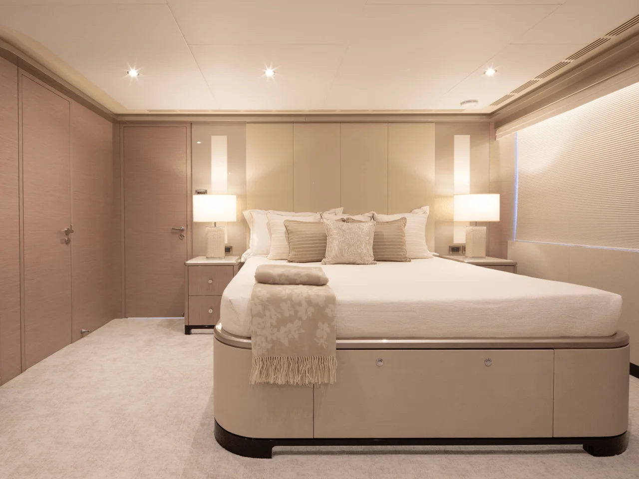 2026 Ocean Alexander 32L 106.0 feet, Hollywood, Florida #70